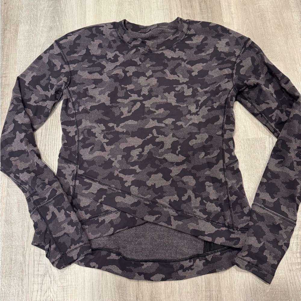 Lululemon Close to Crossing long Sleeve Sweatshirt.